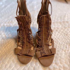 Jessica Simpson Beccy fringe suede wedges heel.